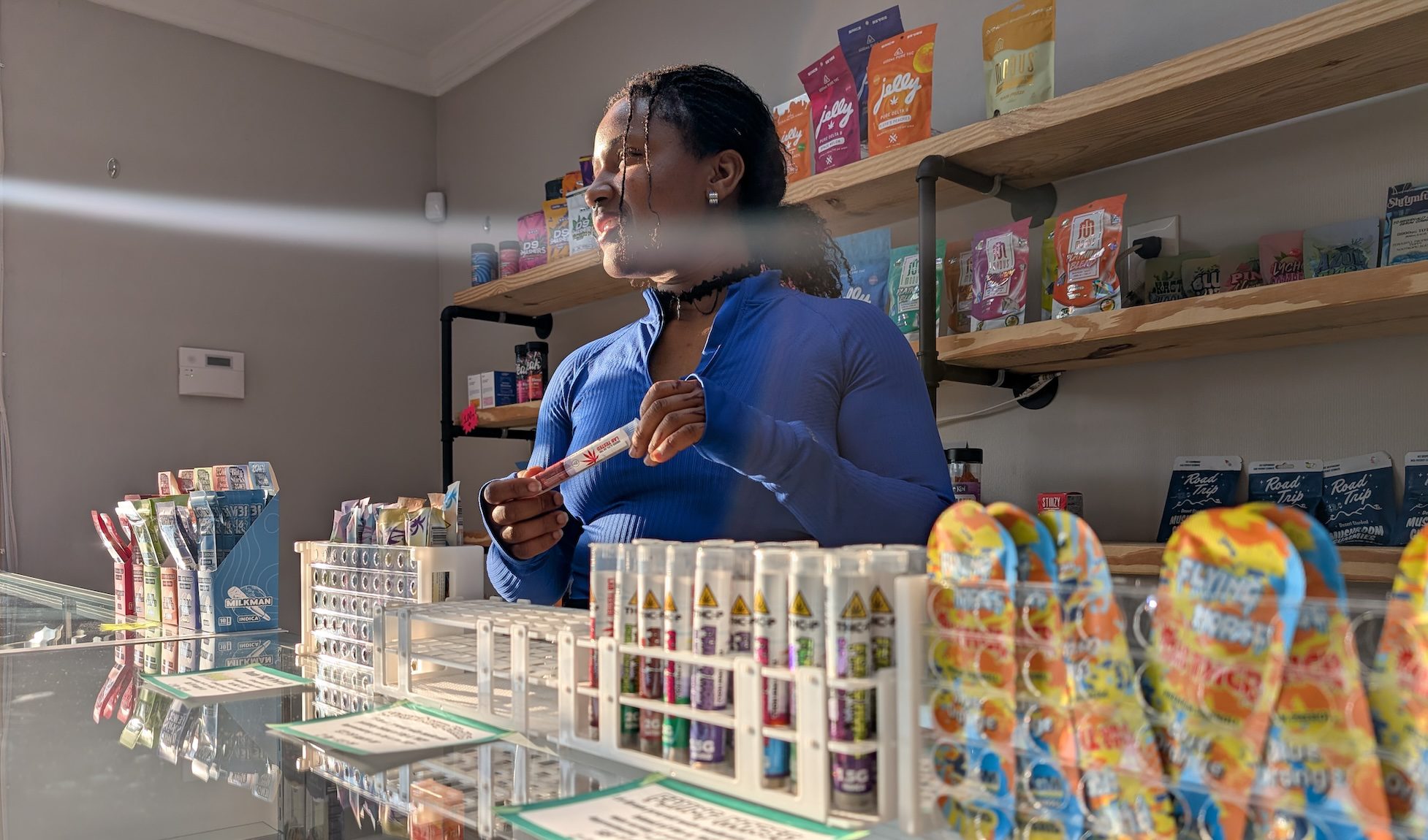 Interior of Paradise Hemp & Vape Woodstock